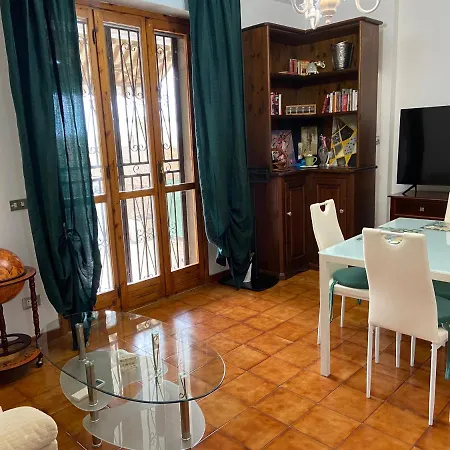 Casa *